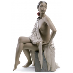Figura donna nuda con scialle